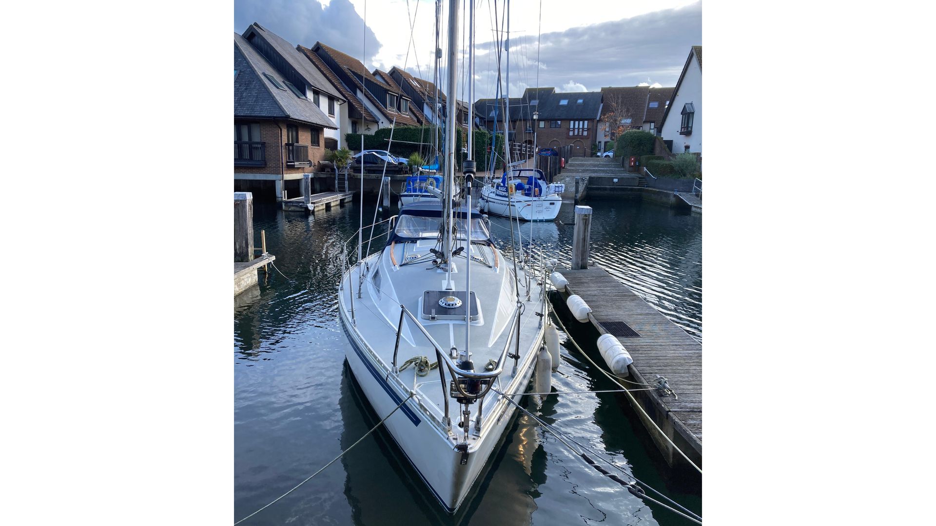 1982 Moody 27 for sale at BH Boat Sales