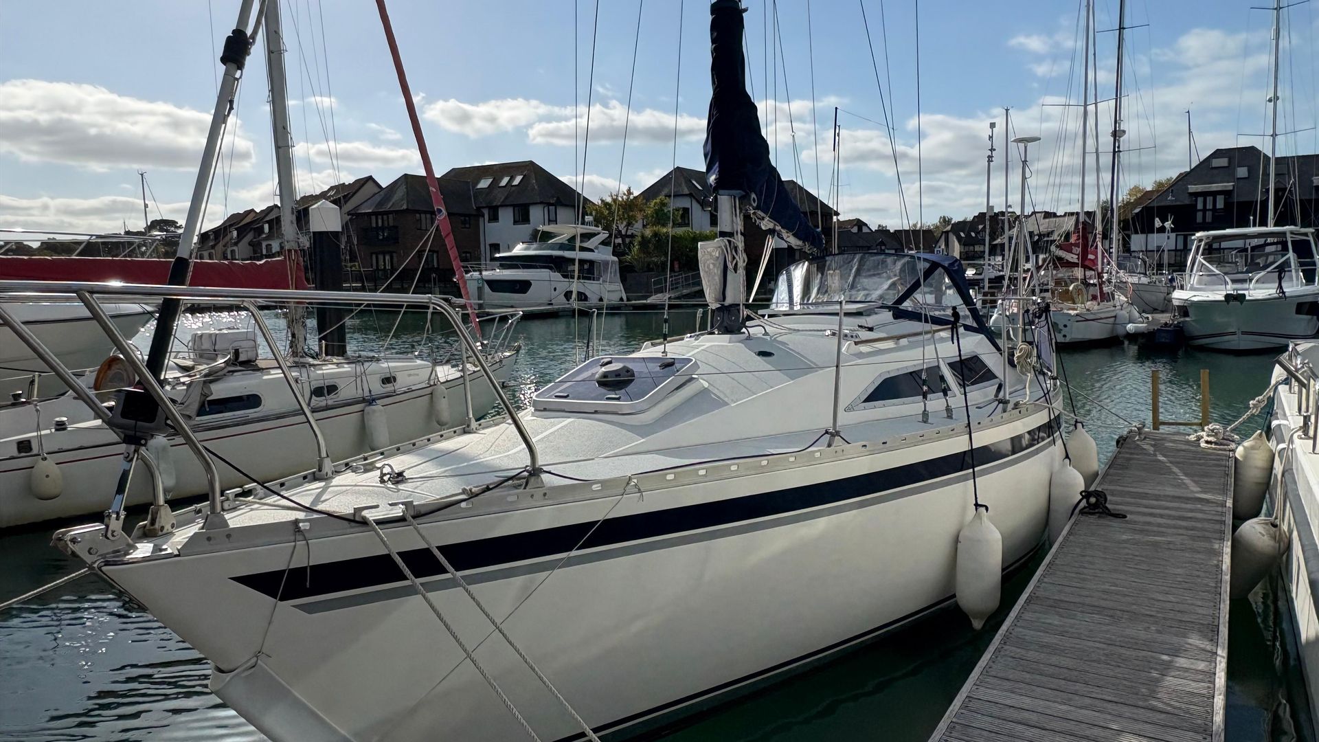 1984 Moody 27 for sale at BH Boat Sales