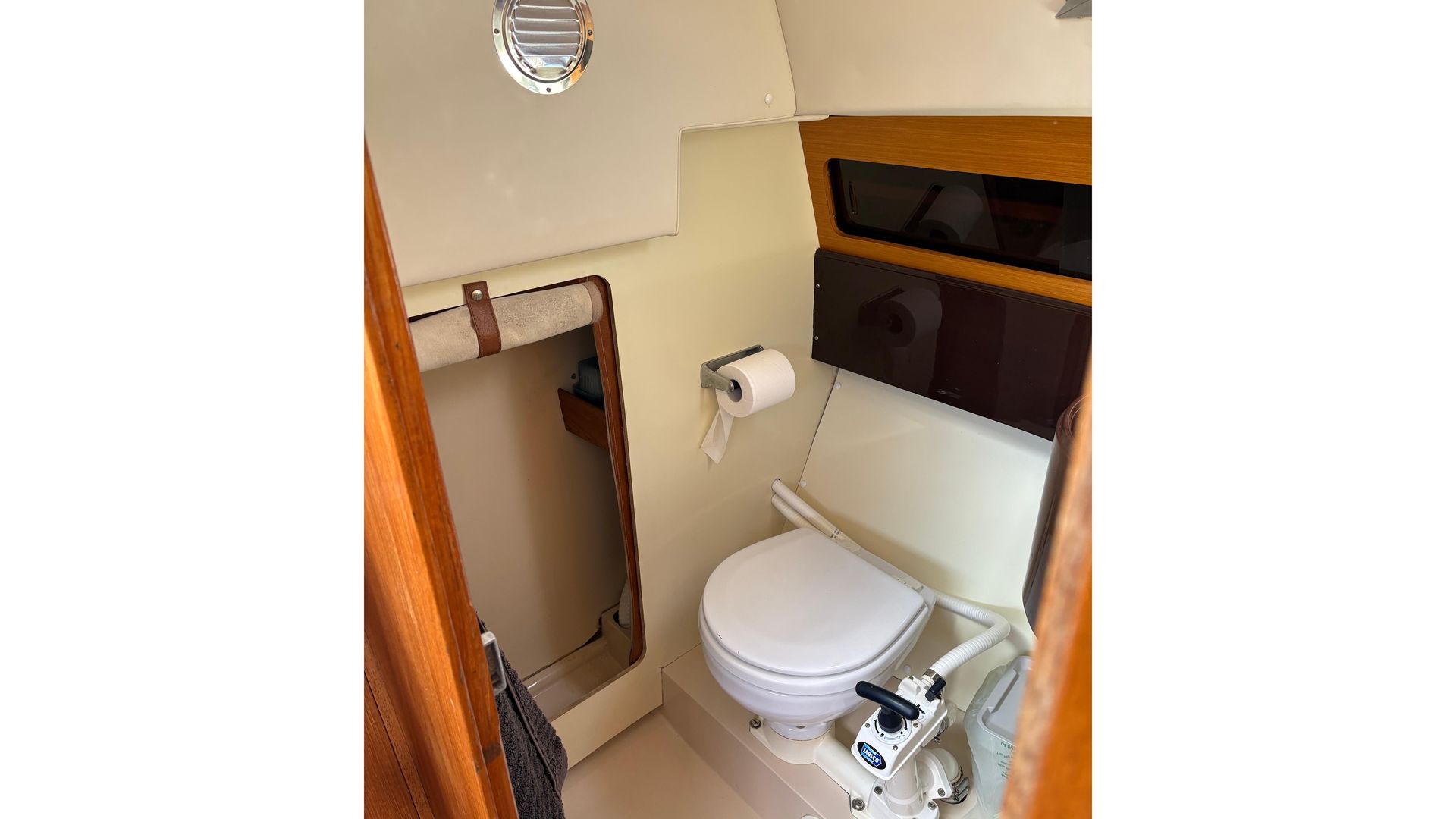 1984 Moody 27 for sale at BH Boat Sales